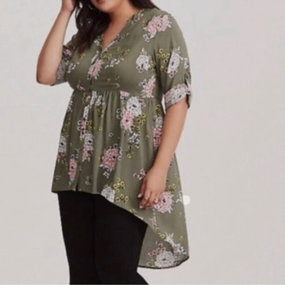 Torrid High Low Button Up Floral Blouse - Picture 2 of 9